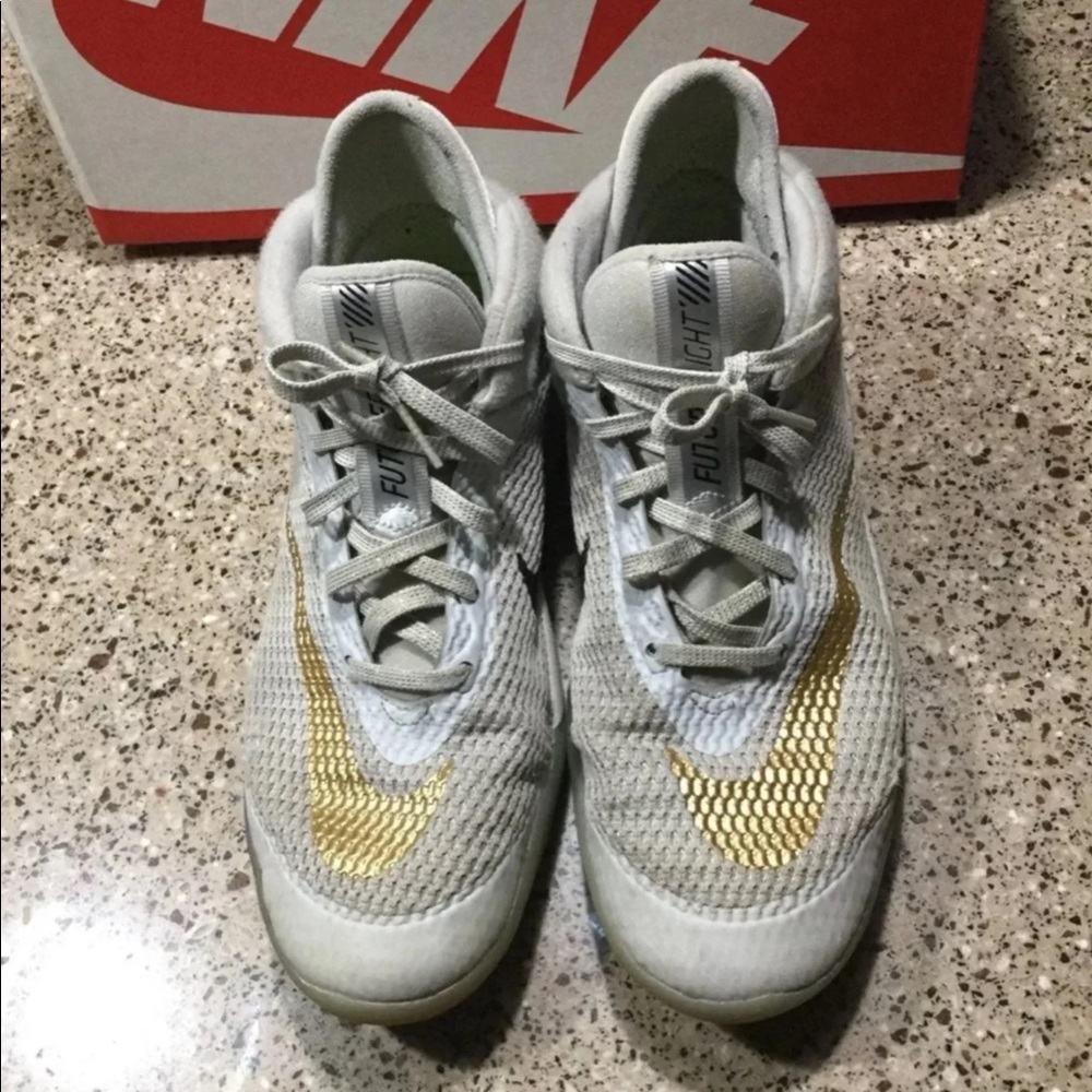 Nike Shoes Sz 6.5